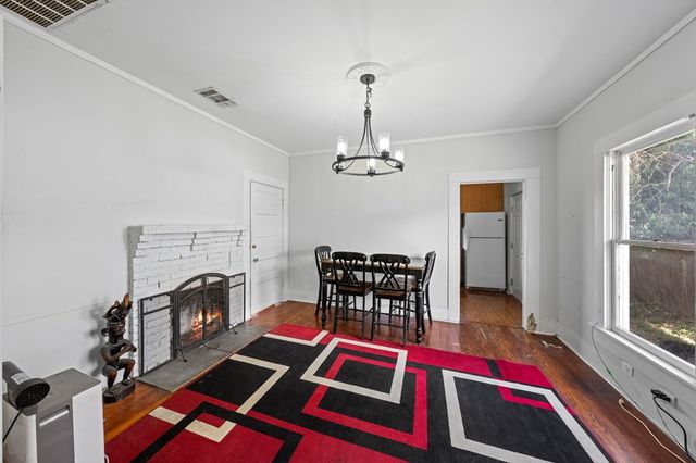 821 Moore St, Kerrville, TX 78028