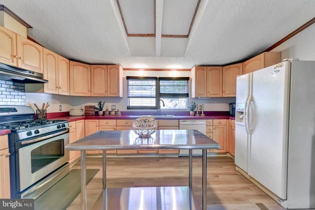462 SARAH ANNE DR, Lothian, MD 20711
