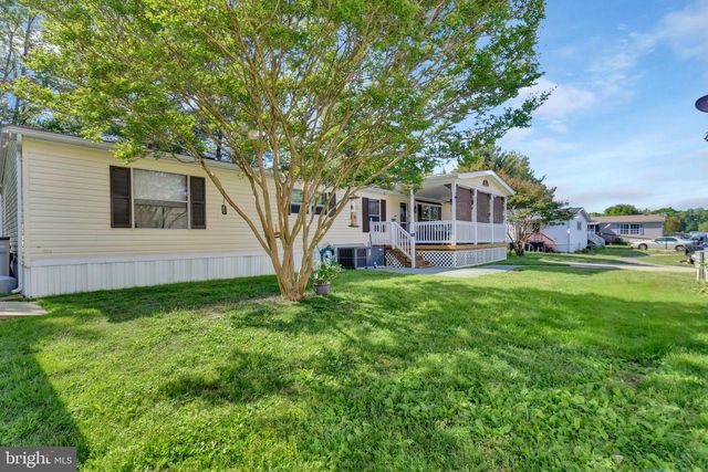 462 SARAH ANNE DR, Lothian, MD 20711