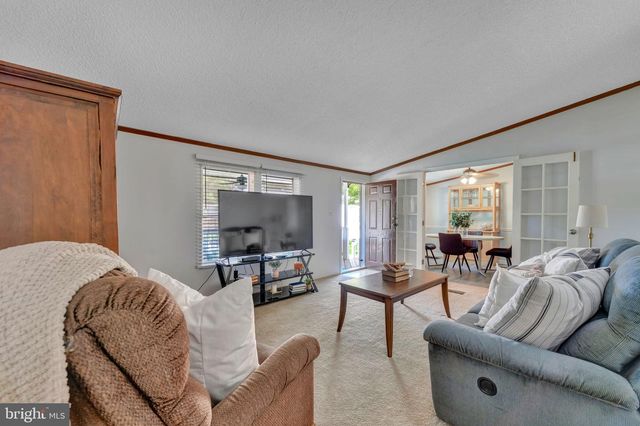 462 SARAH ANNE DR, Lothian, MD 20711