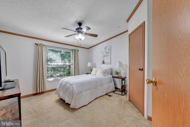 462 SARAH ANNE DR, Lothian, MD 20711