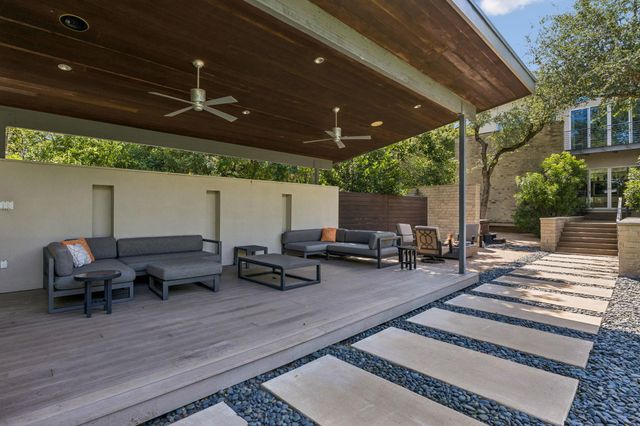 16 Sundown PKWY, Austin, TX 78746