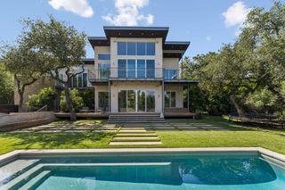 16 Sundown PKWY, Austin, TX 78746