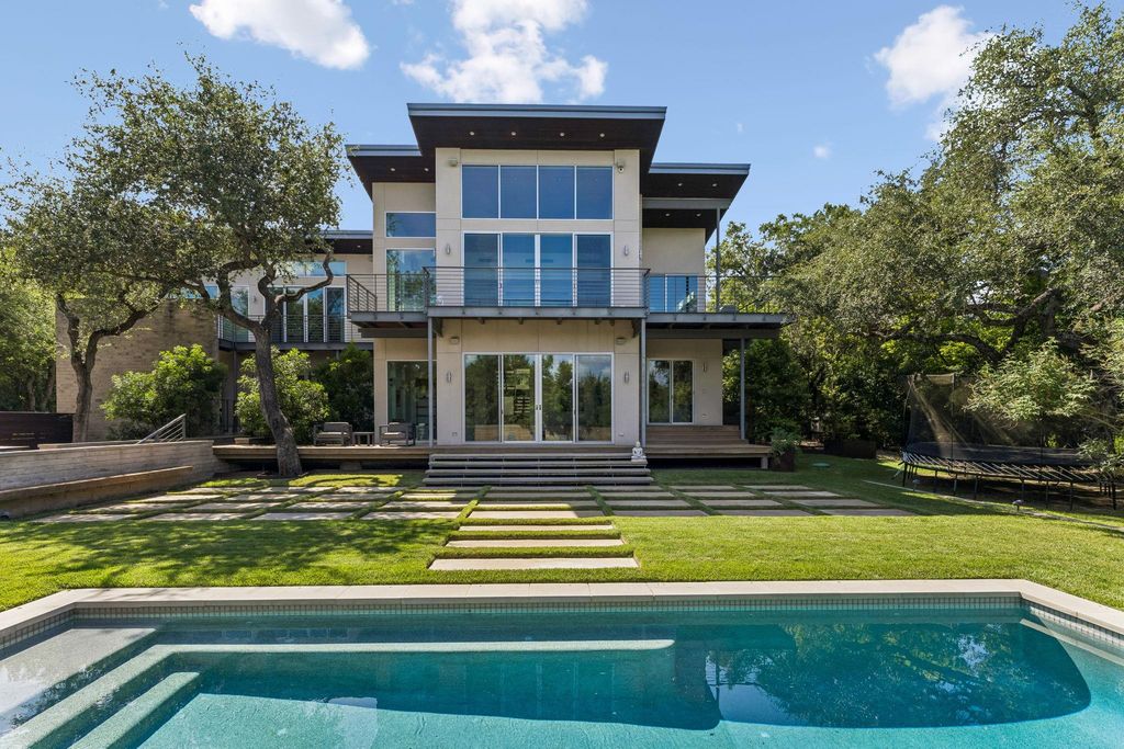 16 Sundown PKWY, Austin, TX 78746