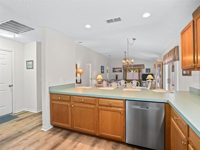 621 ENCONTO STREET, Lady Lake, FL 32159