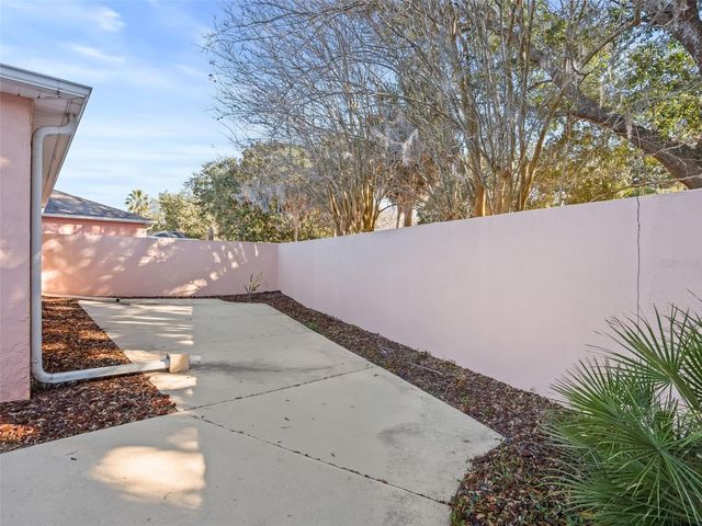 621 ENCONTO STREET, Lady Lake, FL 32159