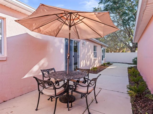 621 ENCONTO STREET, Lady Lake, FL 32159