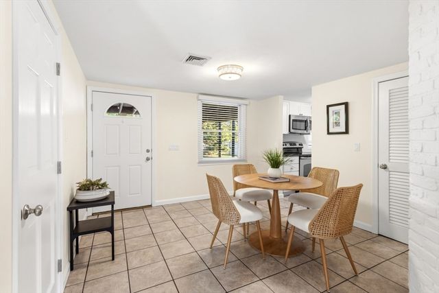 7 Longbow Circle, Lynnfield, MA 01940