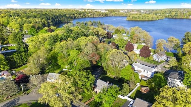 7 Longbow Circle, Lynnfield, MA 01940