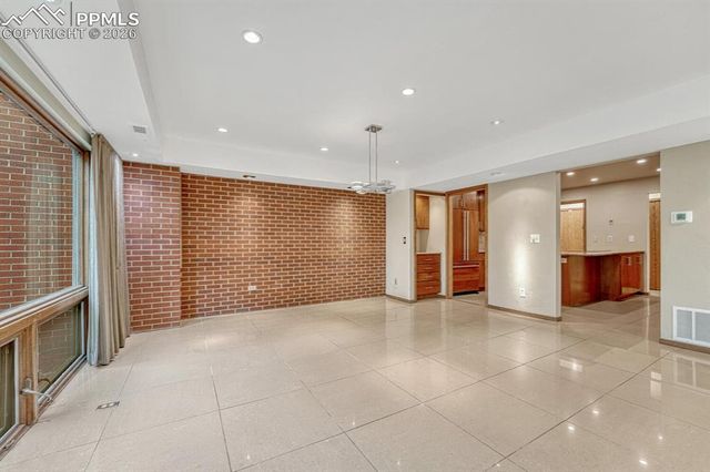 75 W Boulder Street, Colorado Springs, CO 80903