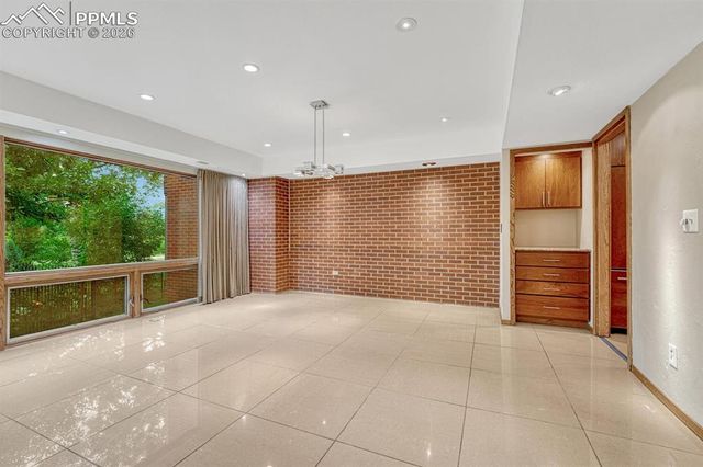 75 W Boulder Street, Colorado Springs, CO 80903