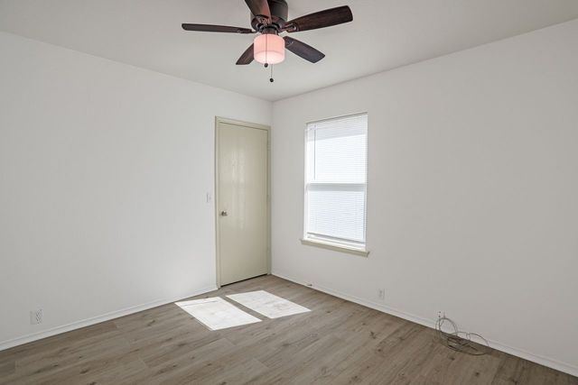 4507 Falcon Drive, Sherman, TX 75092