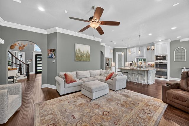 308 Familia Court, Azle, TX 76020