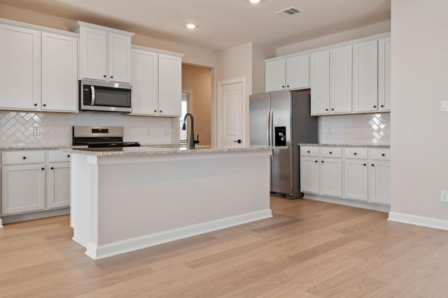 1035 Rosewood Trail, Beasley, TX 77417