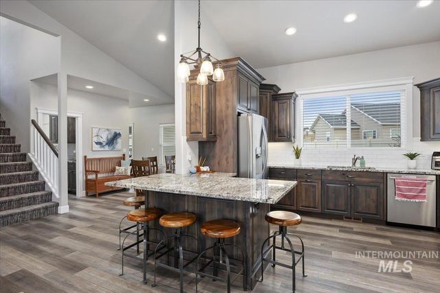 900 Glen Eagle Dr, Jerome, ID 83338