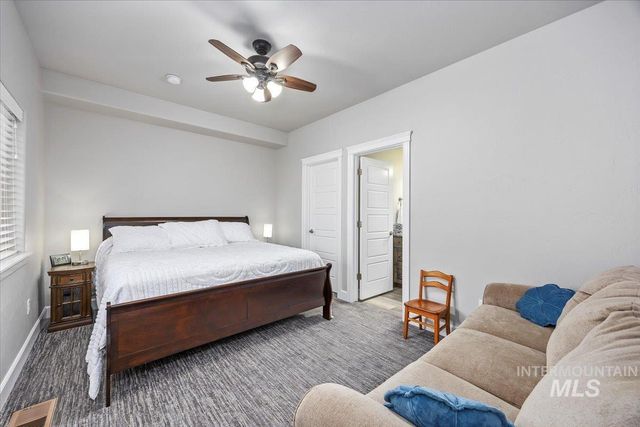 900 Glen Eagle Dr, Jerome, ID 83338