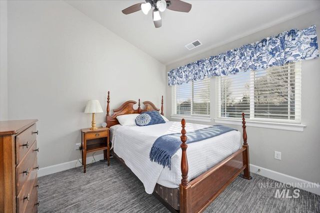 900 Glen Eagle Dr, Jerome, ID 83338