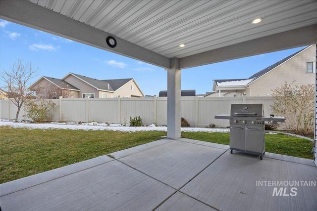 900 Glen Eagle Dr, Jerome, ID 83338