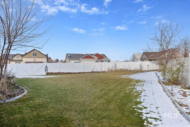 900 Glen Eagle Dr, Jerome, ID 83338