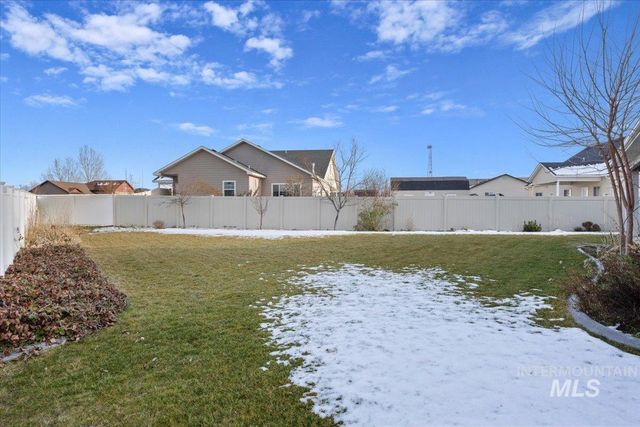 900 Glen Eagle Dr, Jerome, ID 83338