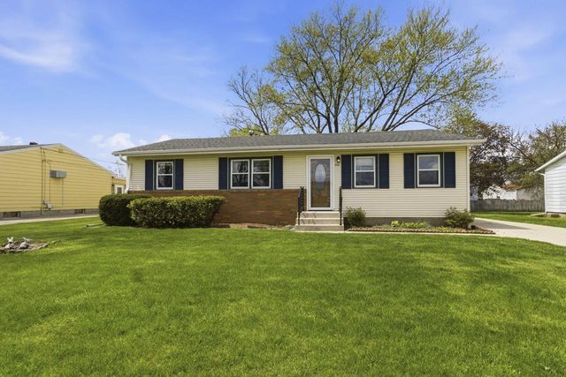 2326 Butlin DRIVE, Beloit, WI 53511