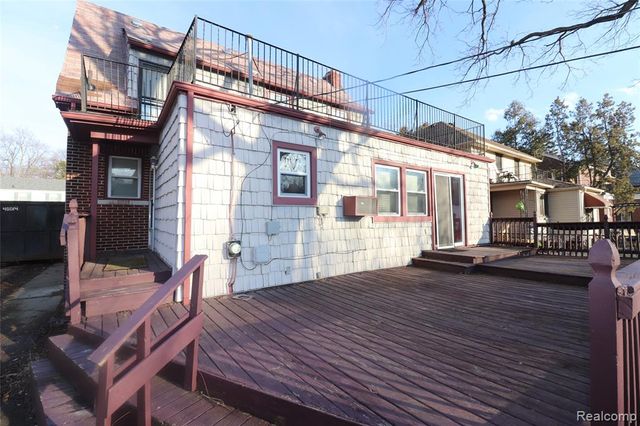 16767 Edinborough Road, Detroit, MI 48219