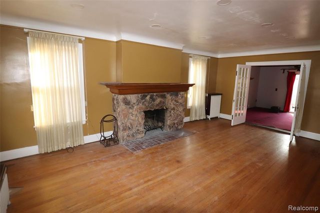 16767 Edinborough Road, Detroit, MI 48219