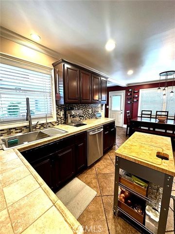 7035 Santa Anita Circle, Buena Park, CA 90620