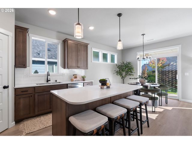 2823 Nw 6TH Ave, Battle Ground, WA 98604