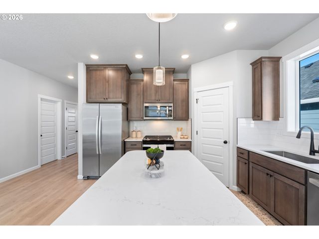 2823 Nw 6TH Ave, Battle Ground, WA 98604