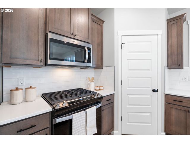 2823 Nw 6TH Ave, Battle Ground, WA 98604