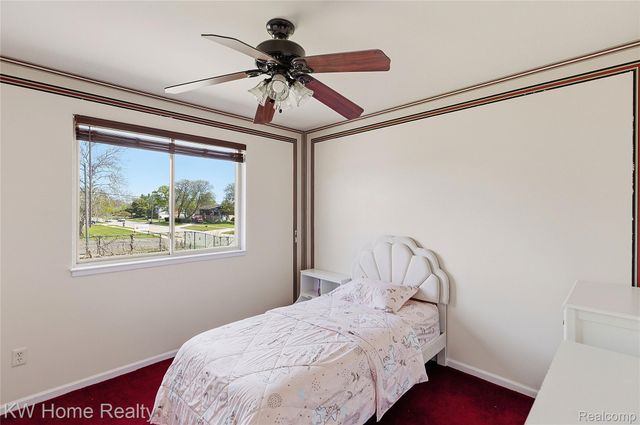 16102 Orchard Drive, Southgate, MI 48195