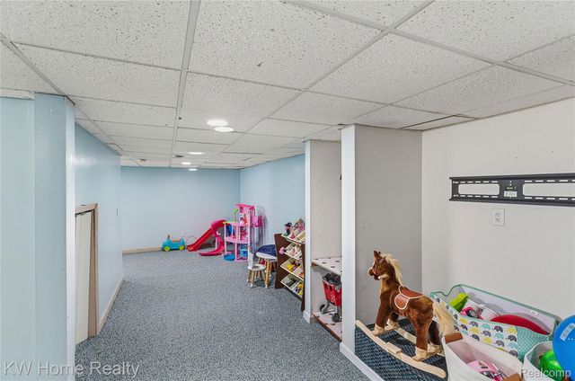 16102 Orchard Drive, Southgate, MI 48195