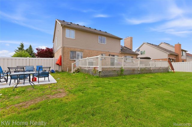 16102 Orchard Drive, Southgate, MI 48195