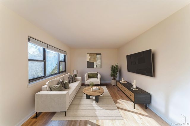 123 15th Street A-1, Garden City, NY 11530