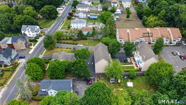 29 Town Hill Avenue 7, Danbury, CT 06810