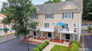 29 Town Hill Avenue 7, Danbury, CT 06810