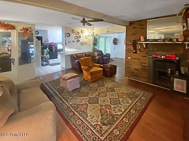 6505 Van Buren Road, Jackson, MS 39213