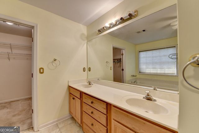 800 Roget Court, Lawrenceville, GA 30045