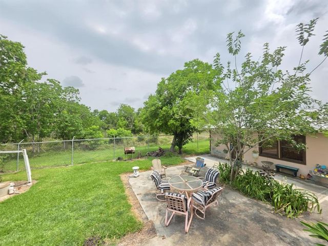 182 Smith Road, Palacios, TX 77465