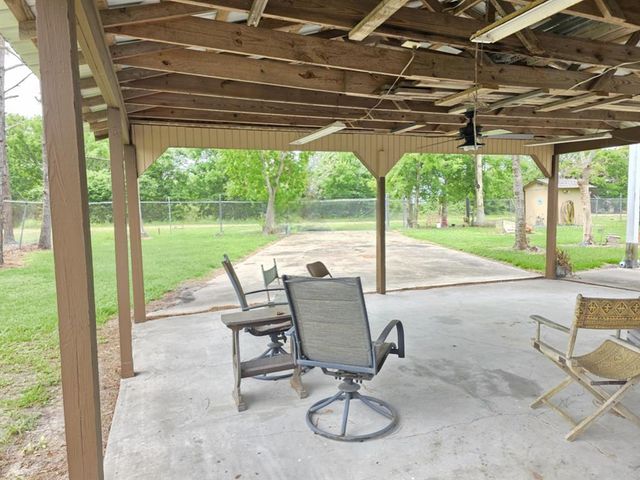182 Smith Road, Palacios, TX 77465