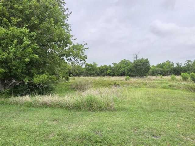 182 Smith Road, Palacios, TX 77465