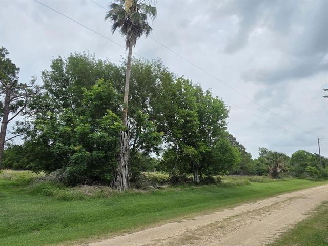 182 Smith Road, Palacios, TX 77465