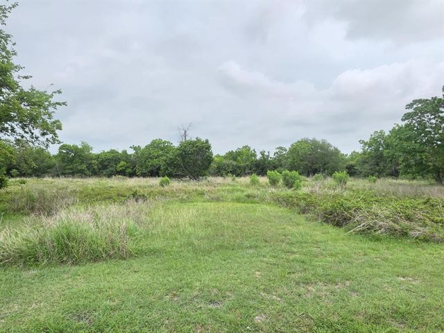 182 Smith Road, Palacios, TX 77465