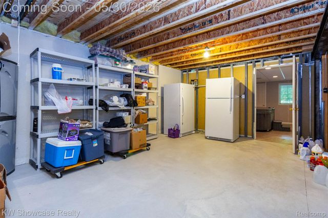 5726 Pinecroft Court 44, Independence Charter Township, MI 48346