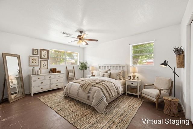 2305 Lathan LN, Taylor, TX 76574