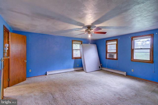 1406 RICHMOND RD, Red Lion, PA 17356