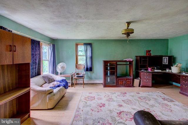 1406 RICHMOND RD, Red Lion, PA 17356