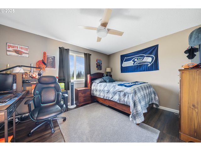 10340 SKYVIEW Rd, Tillamook, OR 97141