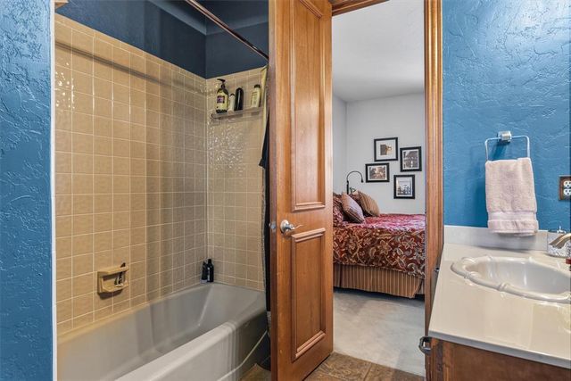 5016 Misty Glen Circle, Oklahoma City, OK 73142